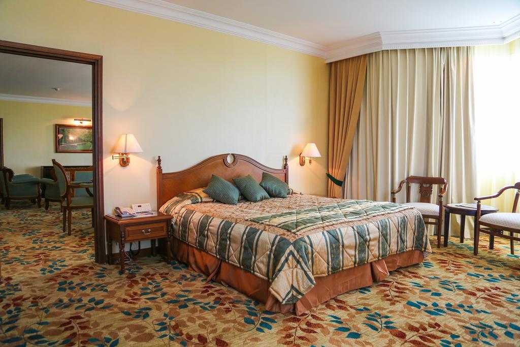 Mulia Hotel Bandar Seri Begawan Exteriör bild