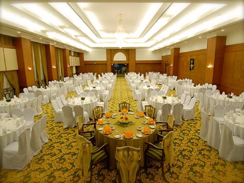 Mulia Hotel Bandar Seri Begawan Exteriör bild