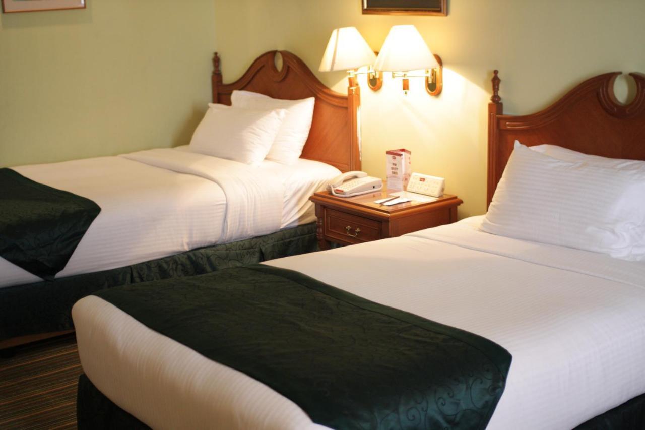 Mulia Hotel Bandar Seri Begawan Exteriör bild